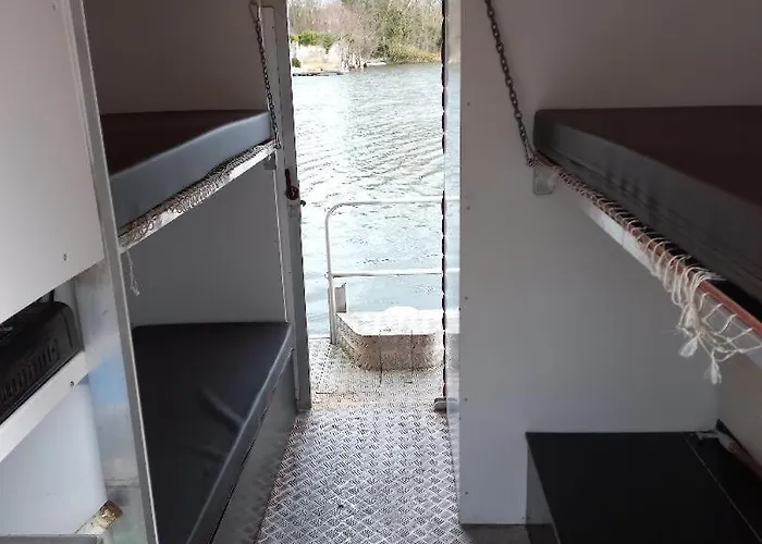 بوتيل Kleines Hausboot - Ideal Fuer Ihren Angelurlaub! لوشن